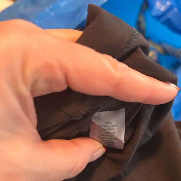 Vince Camuto Off-Shoulder Black Midi Dress - Picture 5 of 5